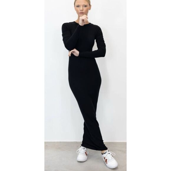 COS Dresses & Skirts - COS long Sleeve Glove Dress in Black Size XS